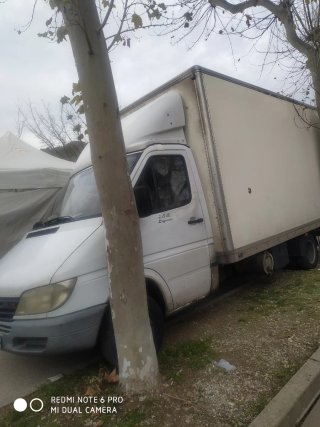 Se vende furgoneta Mercedes Sprinter 416 CDI 165