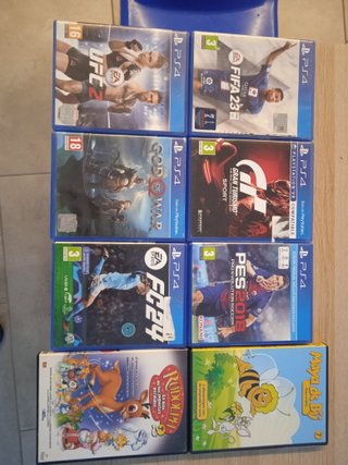 Pacchetto Giochi PS4: UFC 2, FIFA 23, God of War, PES 2