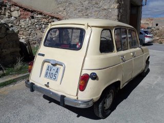 Renault 4 E-TECH 1975