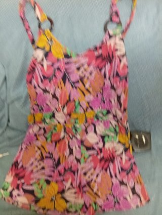Mono corto estampado floral Talla S