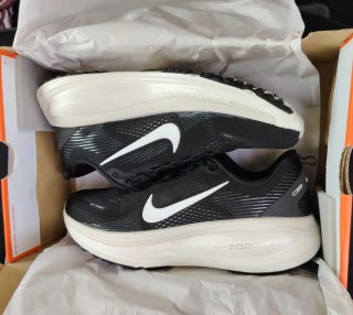 Nike Vomero 18 Zapatillas Running Hombre Mujer