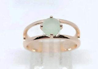 Anillo Oro lleno de 14k, piedra Verde calcedonia
