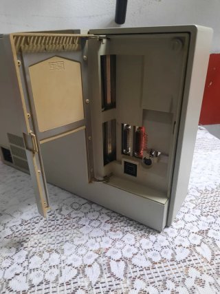 IBM Personal System/2 Model P70