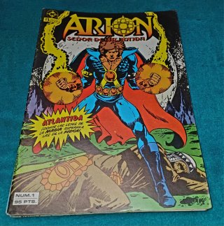 10 CÓMICS "ARION"
