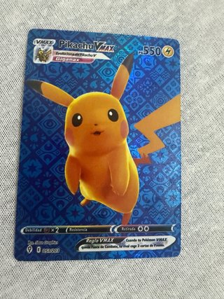Carta Pokémon Pikachu VMAX Gigamax 550 HP