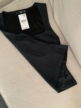 Top Mango Negro Brillante Talla S