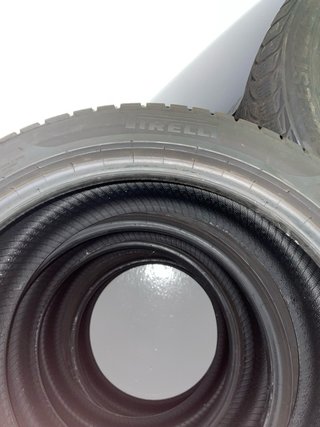 4 Neumáticos Pirelli Sottozero 245/40R18 97V