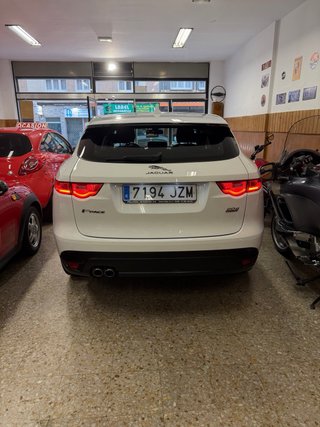 Jaguar F-Pace 2017