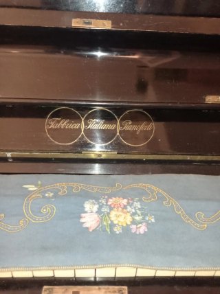 Pianoforte d'epoca anni '20/'30
