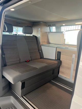Volkswagen California T6.1 Ocean con 54400 km