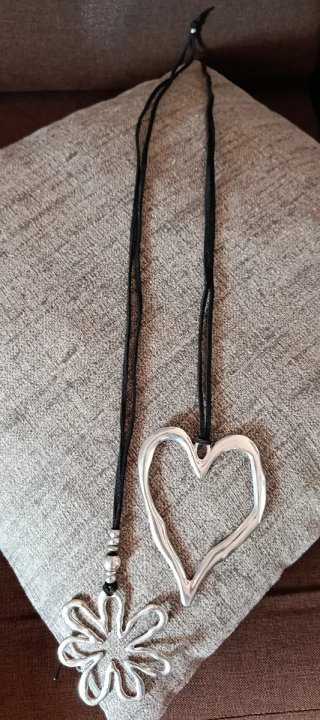 Colgante Corazón y Flor