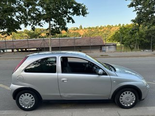 Opel Corsa 2004