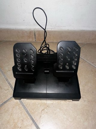Volante Hori RWA + Pedali + Giochi PS