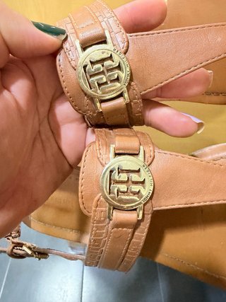 Sandalias Tommy Hilfiger Marrones y Moradas