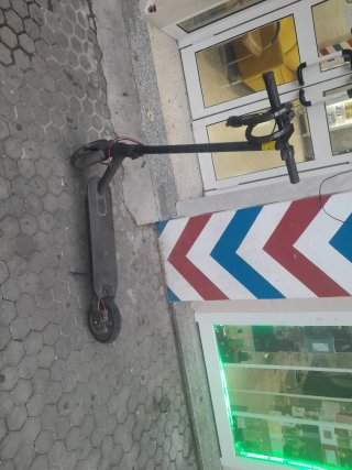 Patinete eléctrico plegable