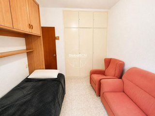 Piso en venta en Sants-Badal en Barcelona