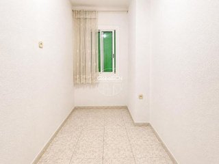 Piso en venta en Sants-Badal en Barcelona