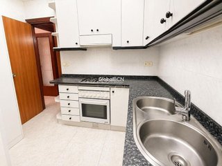 Piso en venta en Sants-Badal en Barcelona