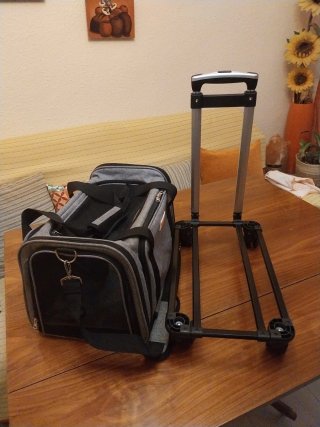 Transportín perro, expandible,  usado sólo una vez