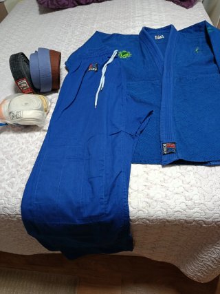 Kimono e Cinture di Judo IKAR