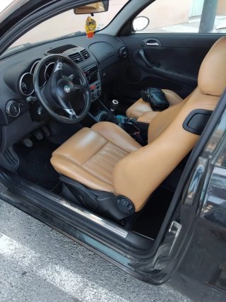 Alfa Romeo 145 2004