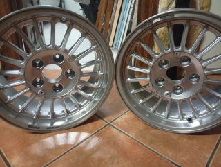 Llantas Mercedes 15