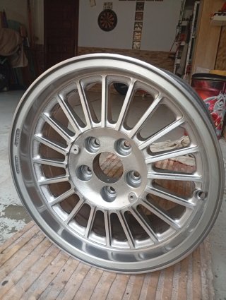 Llantas Mercedes 15