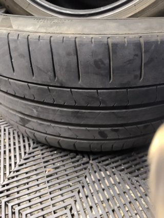 Pirelli P-Zero 275/40/20