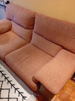 2 Sofás de salón beige y marrón