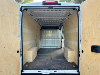 Peugeot Boxer 2021 L4H2 140CV