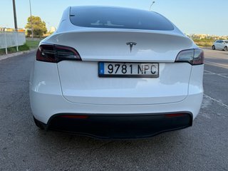 Tesla Model Y 2023 año, 62500km
