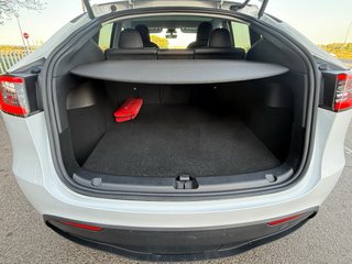 Tesla Model Y 2023 año, 62500km