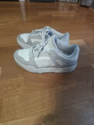 Zapatillas Puma Mujer Gris y Blanco