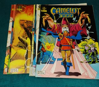 CÓMICS "CAMELOT 3000"