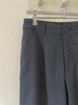 Pantalón de vestir gris a cuadros