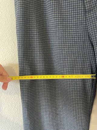 Pantalón de vestir gris a cuadros