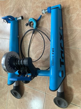 Rodillo Tacx Satori con accesorios