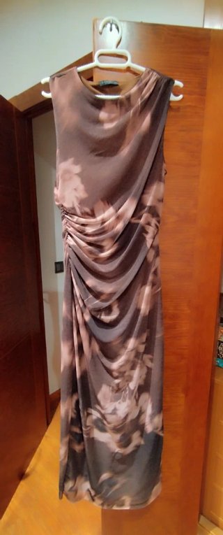 Vestido largo Stradivarius