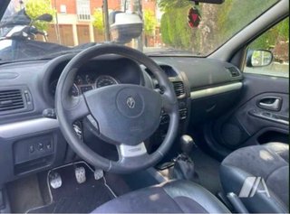 Renault Clio Sport Team