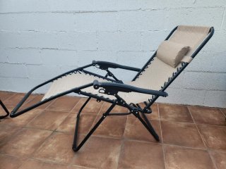 Set di 2 sdraio da giardino beige