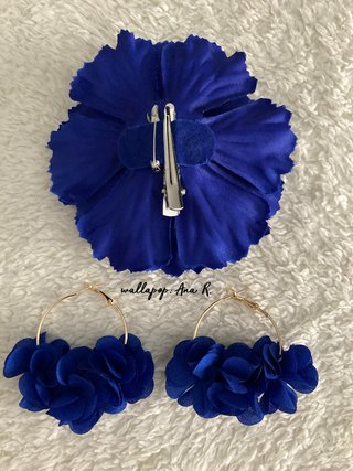 Conjunto flamenca pendientes aro y flor azul real