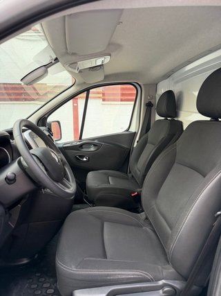se vende Renault Traffic Ano 2021