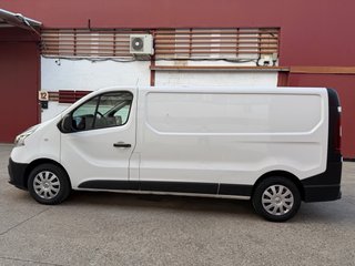 se vende Renault Traffic Ano 2021
