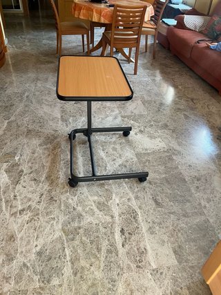Mesa auxiliar plegable madera y metal