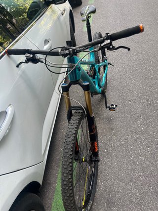 MTB Enduro/Descenso Talla M 27.5 Carbono