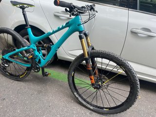 MTB Enduro/Descenso Talla M 27.5 Carbono