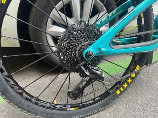 MTB Enduro/Descenso Talla M 27.5 Carbono