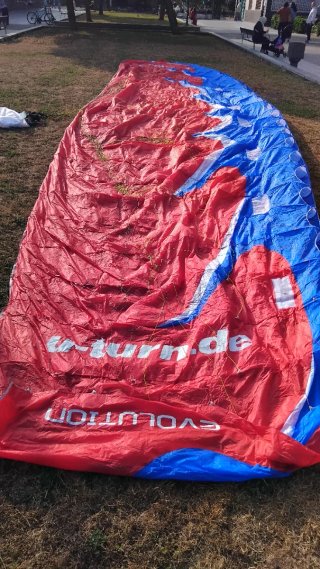 Parapendio con 4 voli di iniziazione, più nel mio profilo