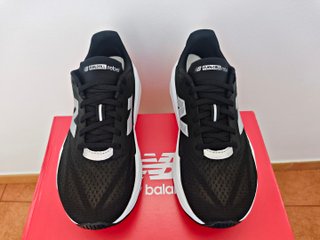 NEW BALANCE REBEL V5