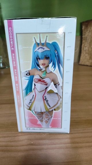 Figura Original  Hatsune Miku Racing Banpresto